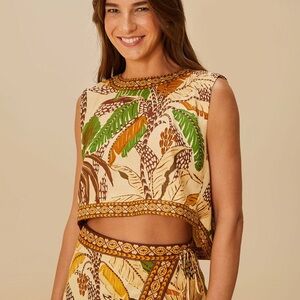 NWT: Sand Foliage Sketch Lenzing™ Ecovero™ Euroflax™ Blouse in XS